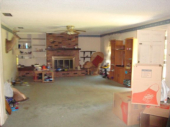 5th image of 205 Glenwood St
