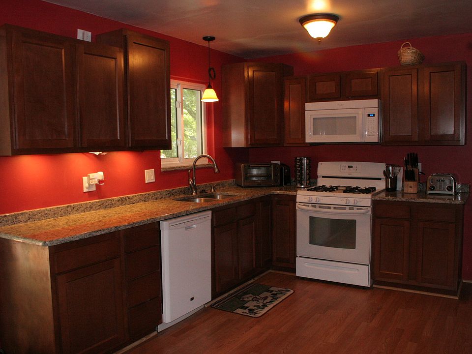 2nd image of 53320 Heatherway Dr