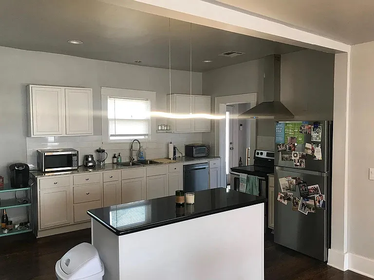 710 NW 24th St — Photo 9