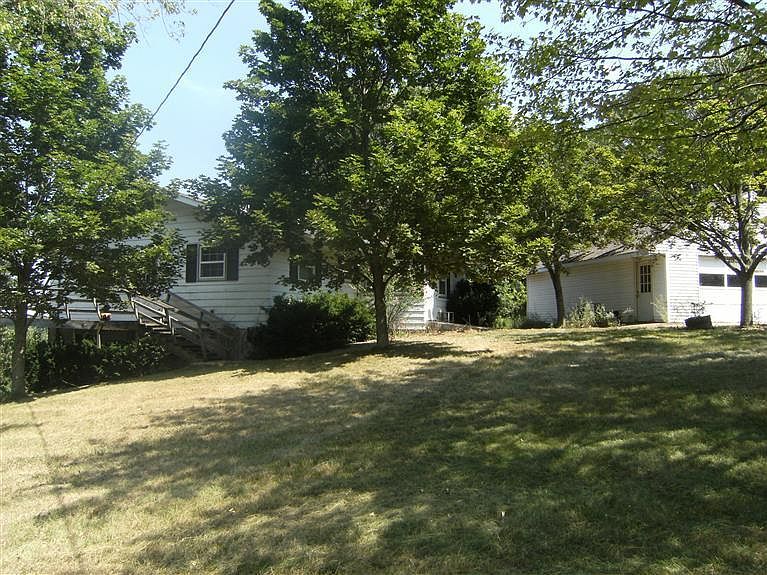 1st image of 13344 Sand Hill Ave