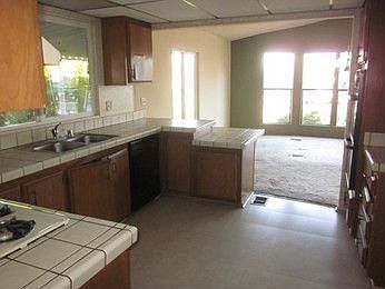 3rd image of 28979 Pablo St