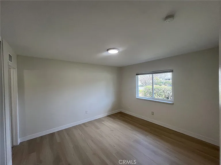 5444 Cajon Ave — Photo 8