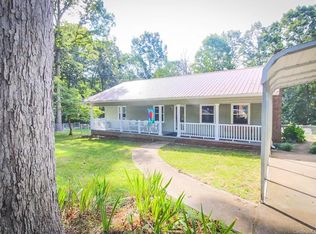 1446 Woodridge Ln, Lincolnton, NC 28092