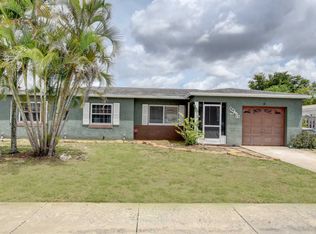 10875 Jennifer Ln, Boca Raton, FL 33428