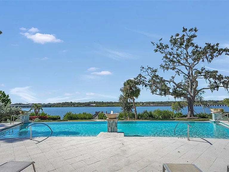 9009 Palm Key Ave — Photo 29