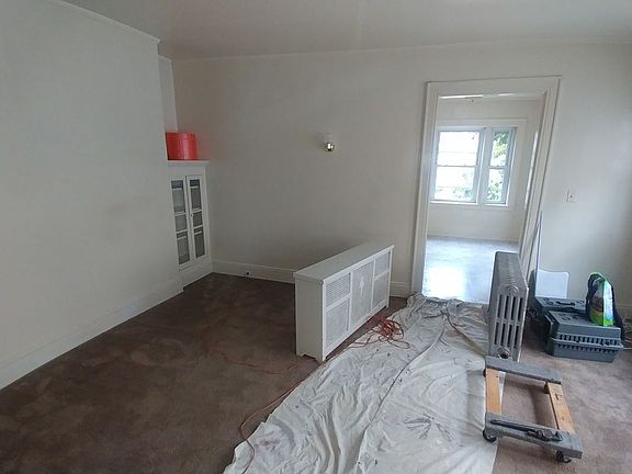 4th image of 2174 24th St