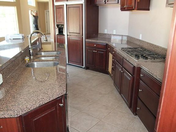 4th image of 7046 W Corrine Dr