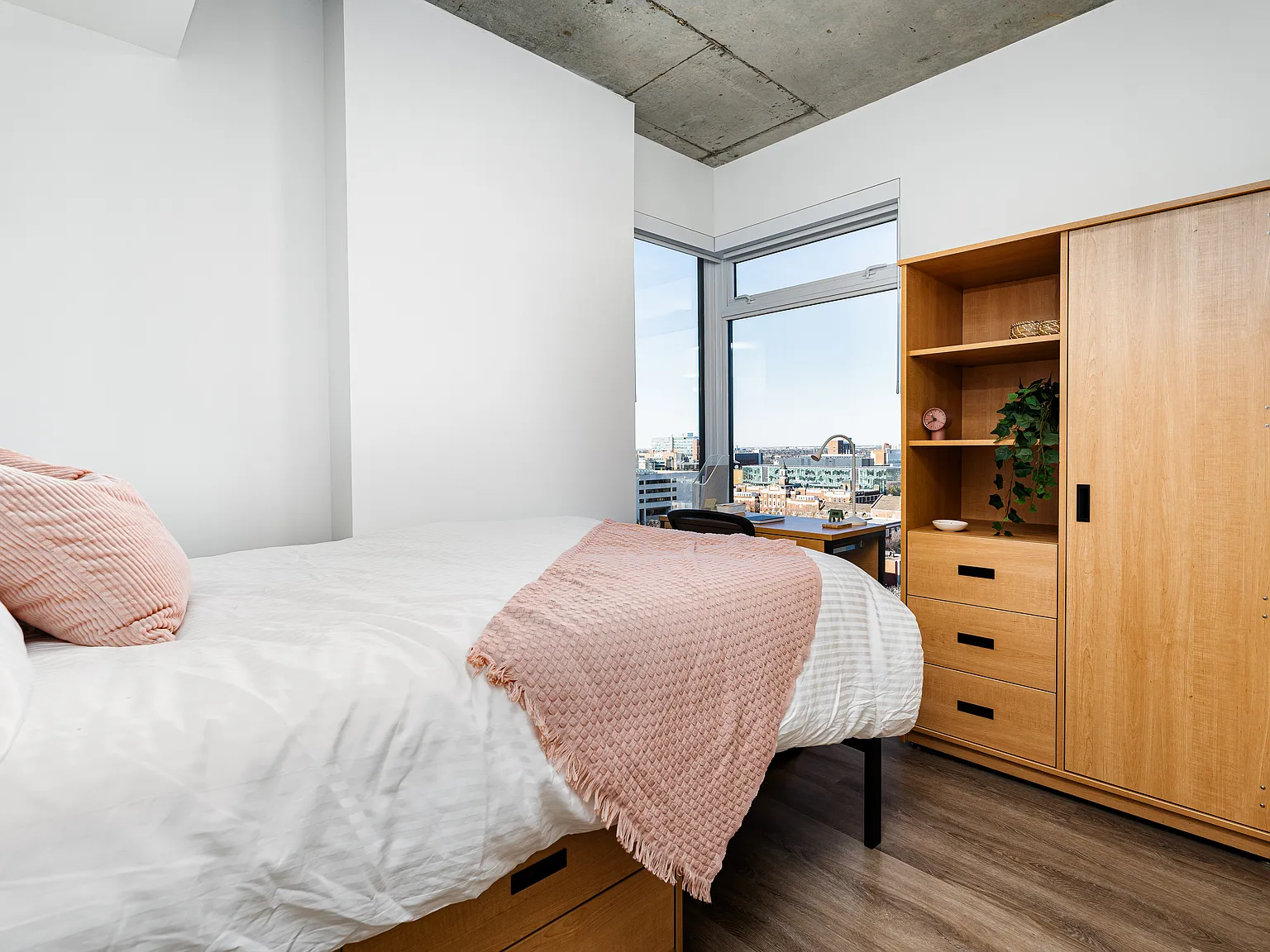 Laurent Student Housing — Photo 3