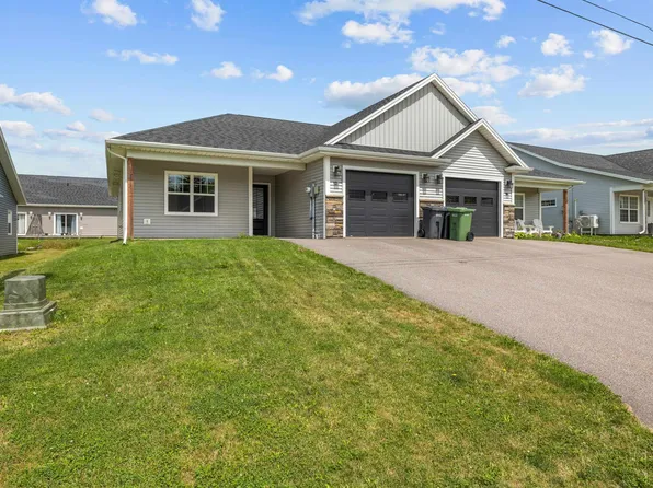 12 Essex Cres, Charlottetown, PE C1E 0G9