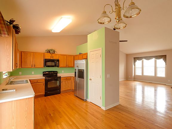 4th image of 10258 E Avondale Cir