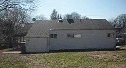 2nd image of 19 Stony Rd