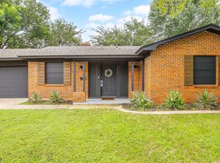 205 SW Gregory St, Burleson, TX 76028