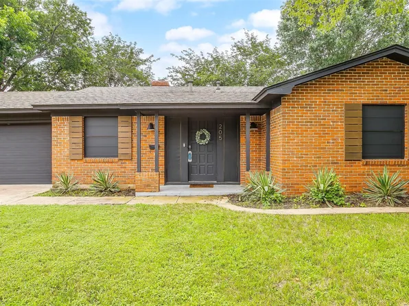 205 SW Gregory St, Burleson, TX 76028