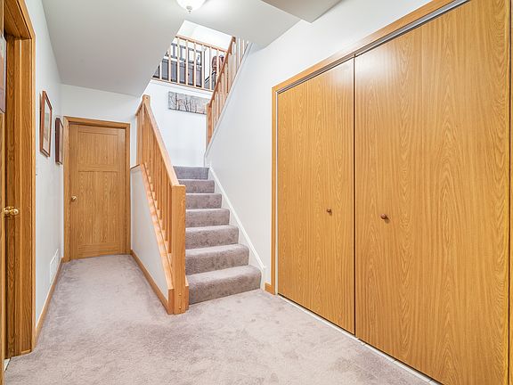 5th image of 1455 W Grand Ave APT 1R