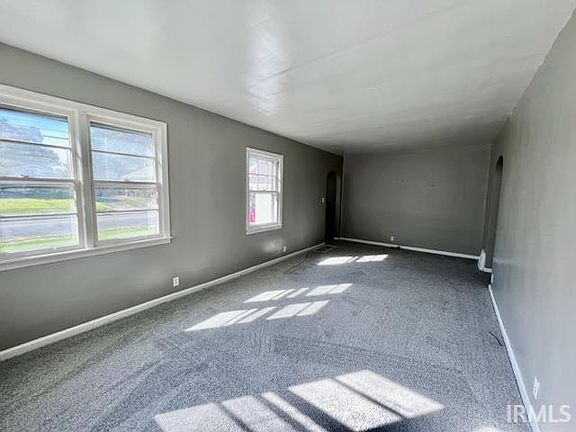 3rd image of 2042 Bellemeade Ave