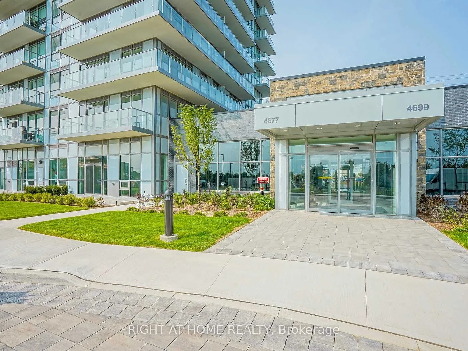 2 bed, $2,400 — Photo 2