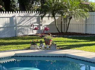 1102 Cypress St, Leesburg, FL 34748
