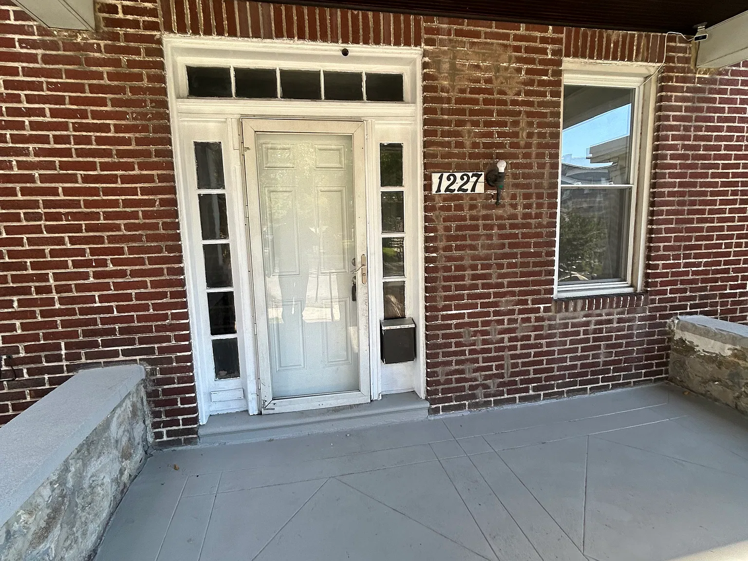 4 bed, 1634 sqft, $1,800 — Photo 2