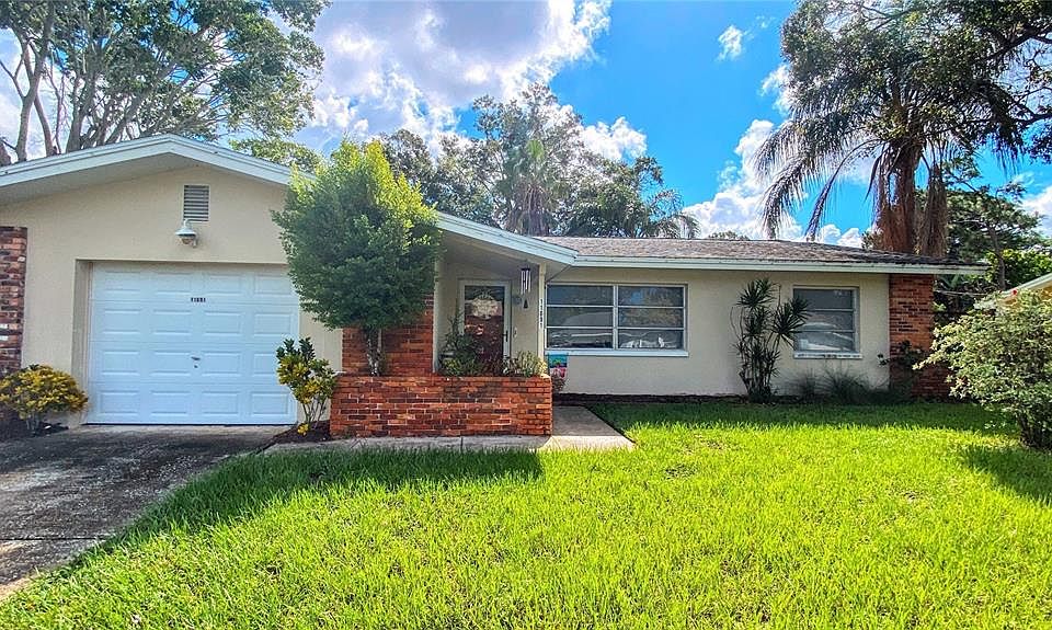 1st image of 11691 Oval Dr W
