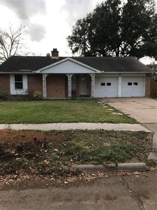802 Camelot Ln, Friendswood, TX, 77546