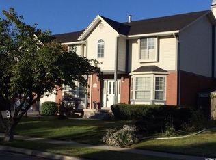7484 S 2340 E, Cottonwood Heights, UT 84121