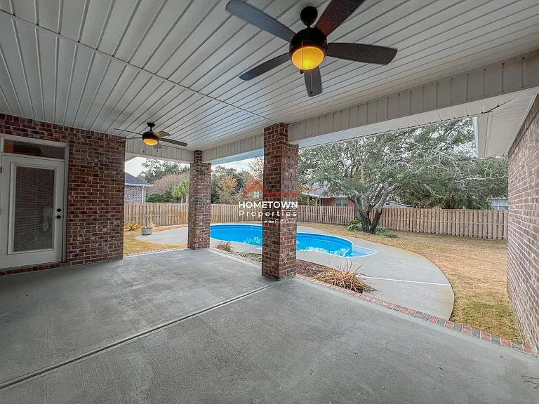 1467 W Shores Blvd — Photo 40