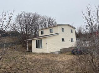 1 Dodds Ln, Torbay, NL A1K1J4