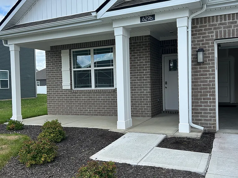 6296 Granby Dr — Photo 21