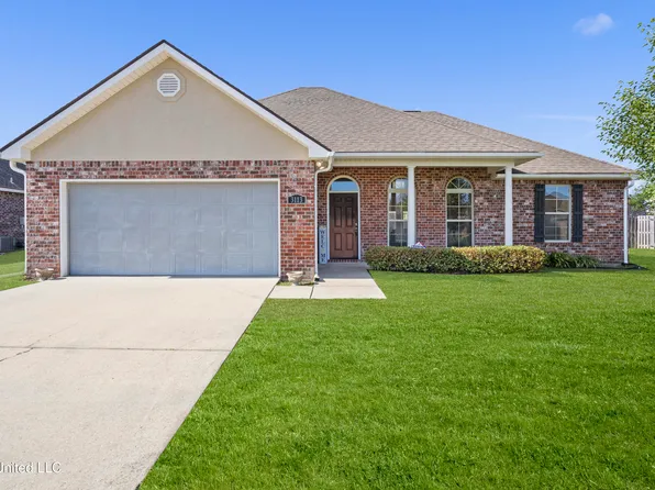 3113 Sydney St, Ocean Springs, MS 39564