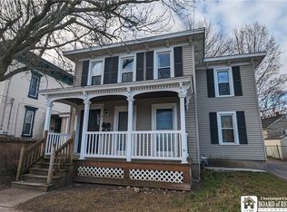 40 Center St, Fredonia, NY 14063