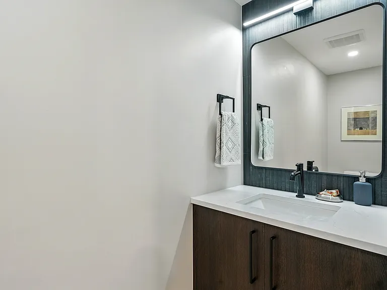 2860 Table Mesa Dr — Photo 40