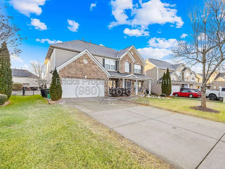 1520 Tranquility Ave NW — Photo 2