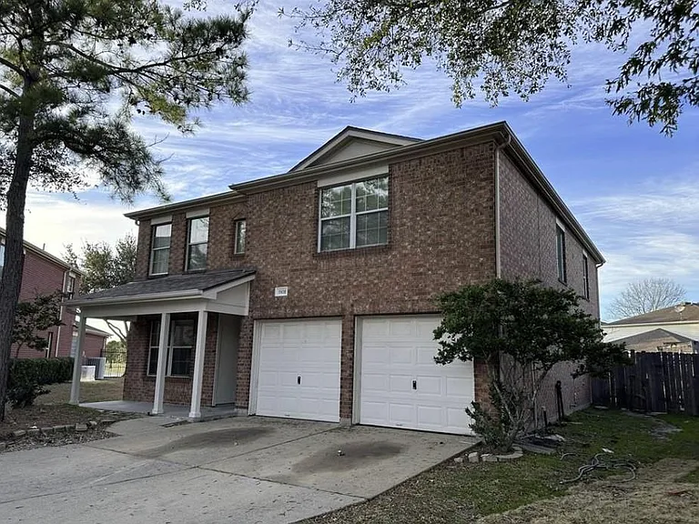 17438 Ivy Stream Dr — Photo 2