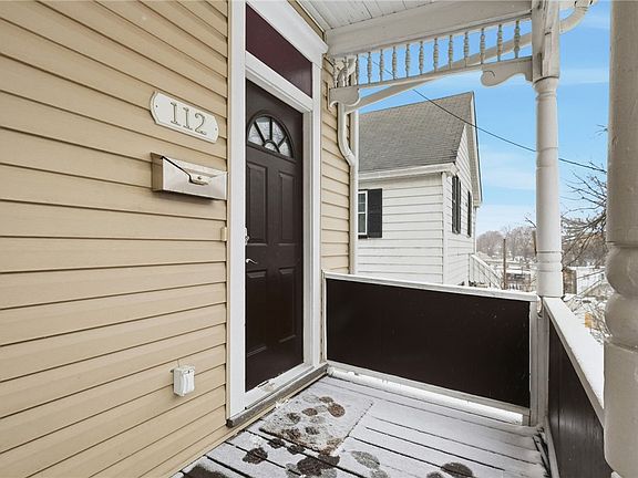 2nd image of 112 Dewitt St