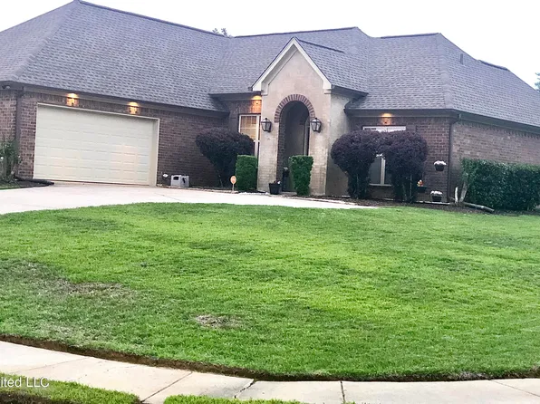 101 Sumter Dr, Canton, MS 39046