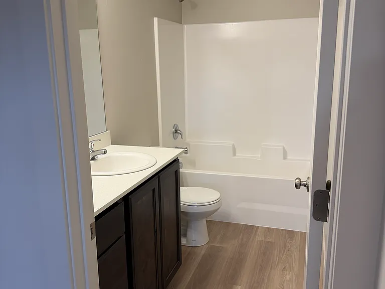 4013 S Woodland Ave — Photo 18