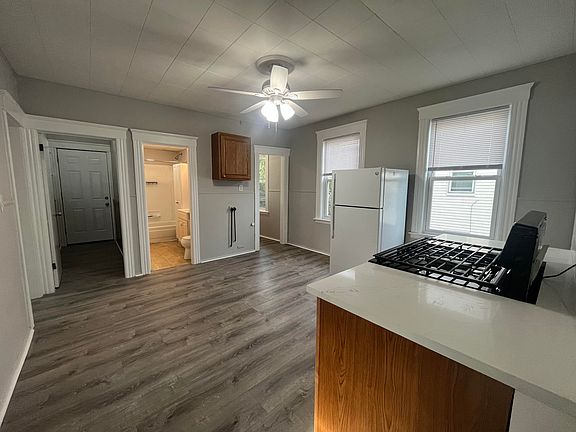 4th image of 11 Mars St APT 3