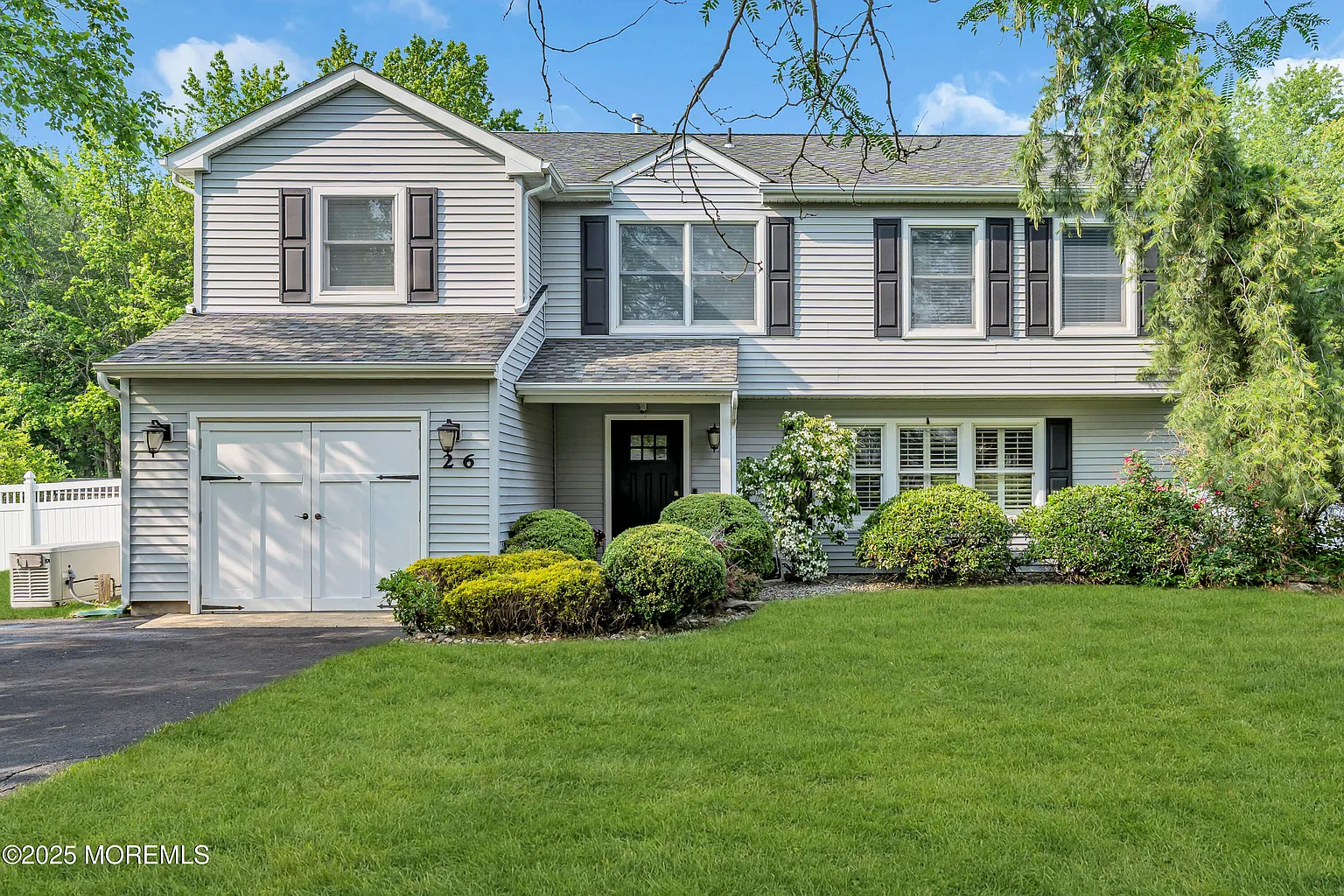 26 Devon Drive photo 1