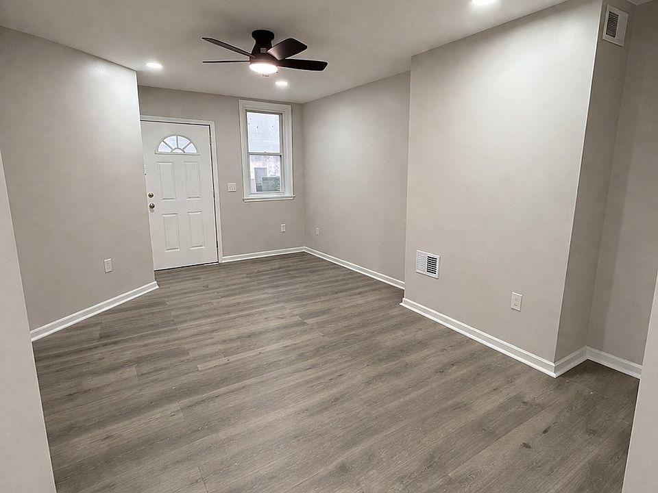 1st image of 5631 N 11th St #1