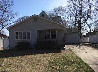 93 Holly Hills Dr, Somers Point, NJ 08244