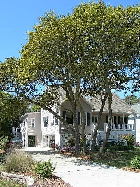 1st image of 103 SE 67th St