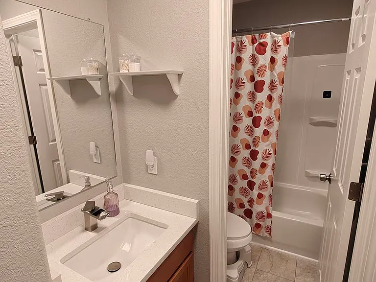 832 Mariposa St — Photo 21