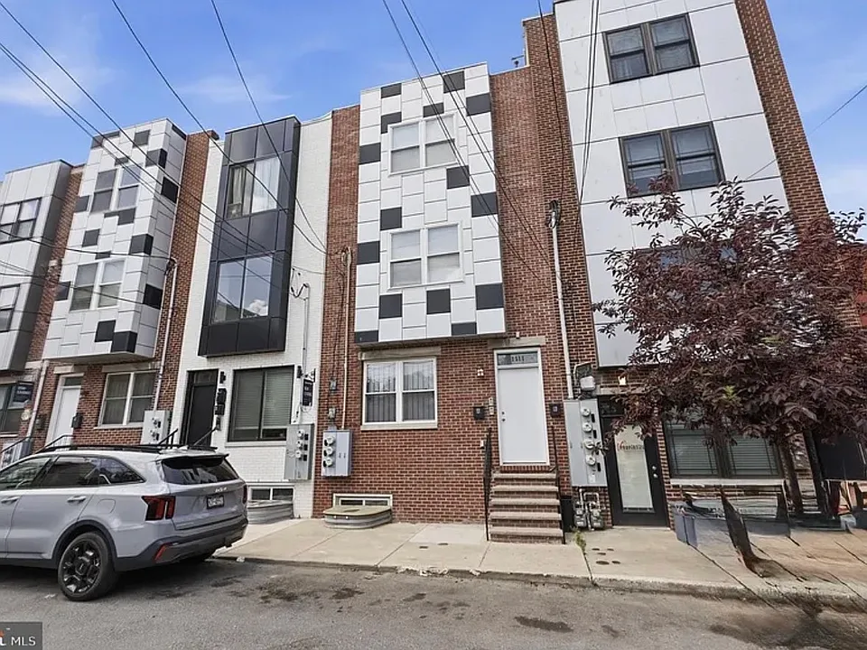 1511 W Seybert St #2