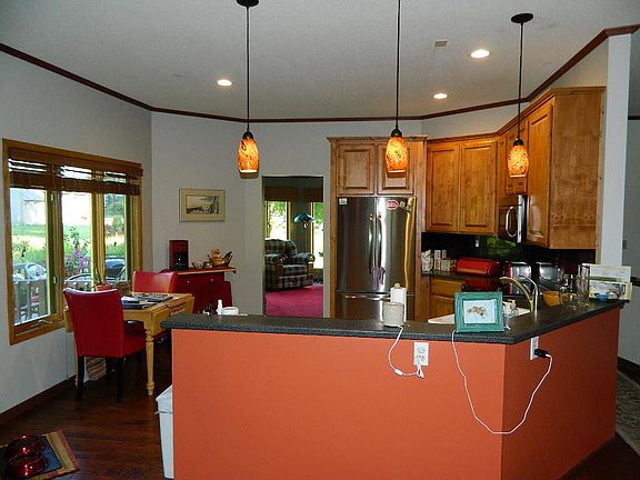 4th image of 226331 Kingbird Ave