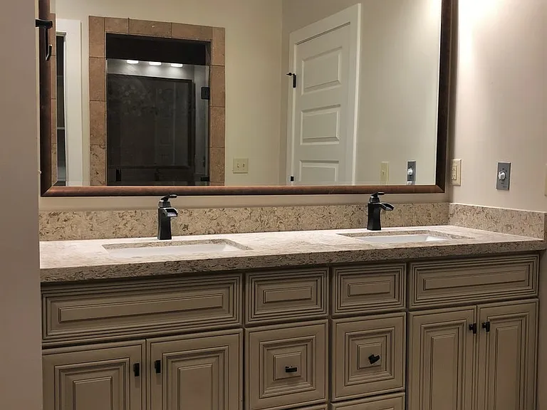 Copper Chase Luxury Apartments — Photo 9