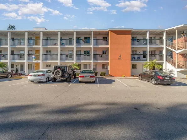 5916 Canal Dr #J35, Bradenton, FL 34207