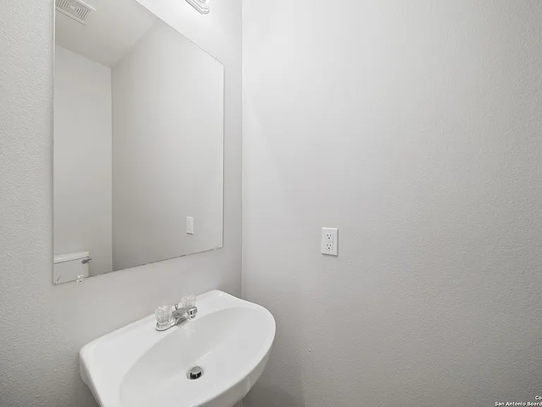 6410 Summit Oak #4 — Photo 15