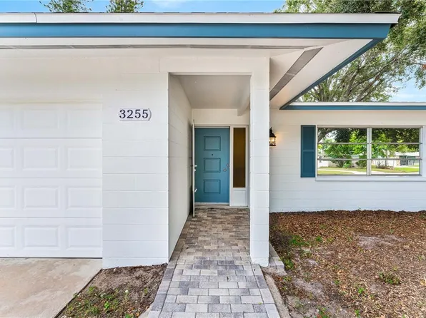 3255 S Lockwood Ridge Rd, Sarasota, FL 34239