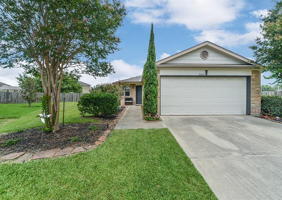 1st image of 9607 Cascade House Ct