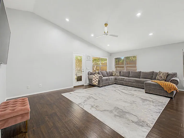 6406 W Escuda Rd — Photo 7